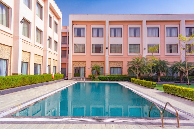 Sport & Beauty 3, Tivoli Garden Resort, Delhi