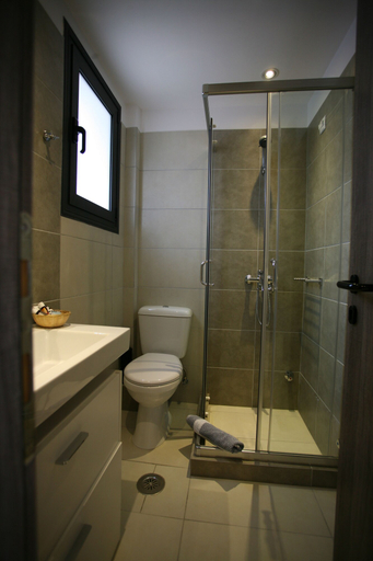 Bathroom 4, Oniropetra Boutique Hotel, Central Greece
