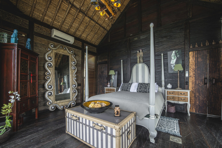 Bedroom 3, Absolute Beachfront Romantic Villa Laut, Tabanan