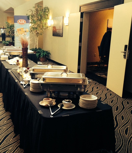 Food & Drinks 5, Quality Inn & Suites Garden of the Gulf, Prince