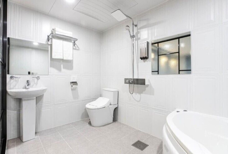 Bathroom, Hotel Luna, Hwaseong