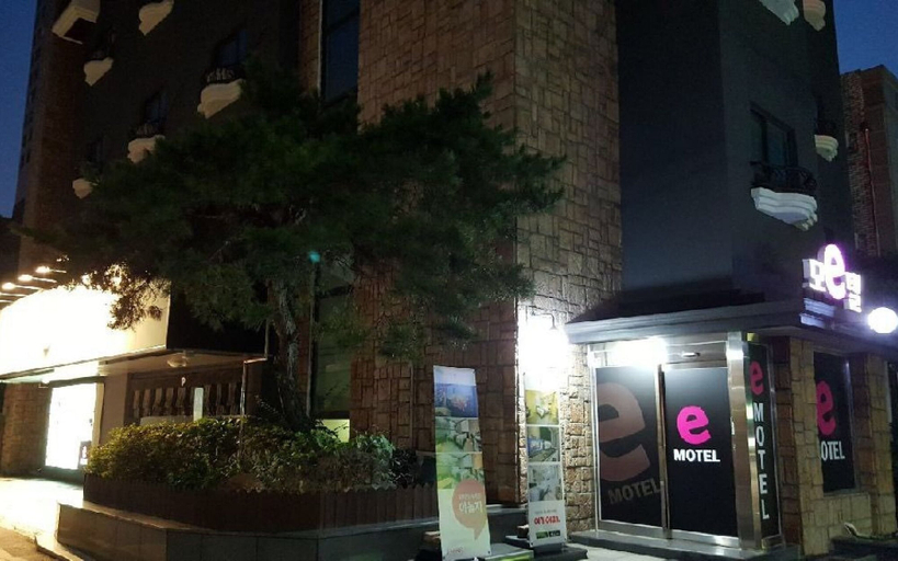 Exterior & Views 2, Cheonan E, Cheonan