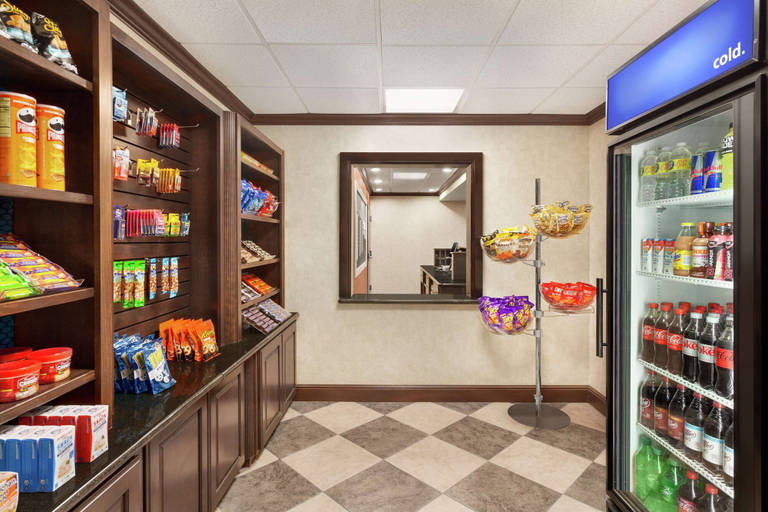 Food & Drinks 5, Hampton Inn Sulphur Springs, Hopkins
