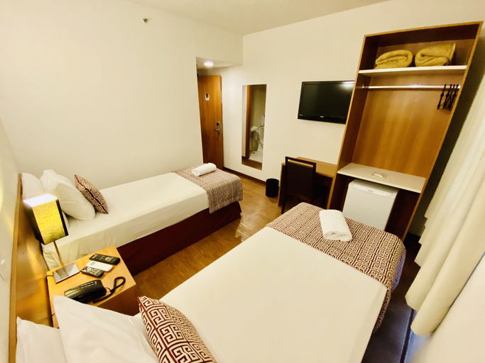 Bedroom 5, Lummina Barueri Alphaville, Barueri