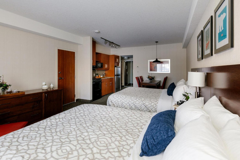 Bedroom 3, The Crimson Jasper, Division No. 15