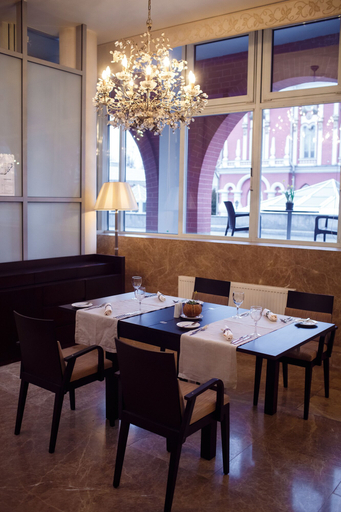 Food & Drinks 5, Petroff Palace Boutique Hotel, Northern