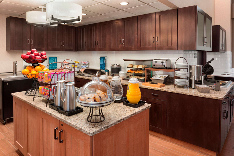 Food & Drinks 5, Homewood Suites Columbus Hilliard, Franklin