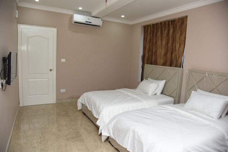 Bedroom 2, Hotel Reech, Kanniyakumari