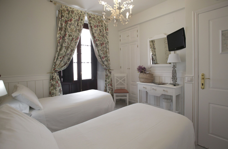 Bedroom 4, Basic Hotel Puerta de Sevilla, Sevilla