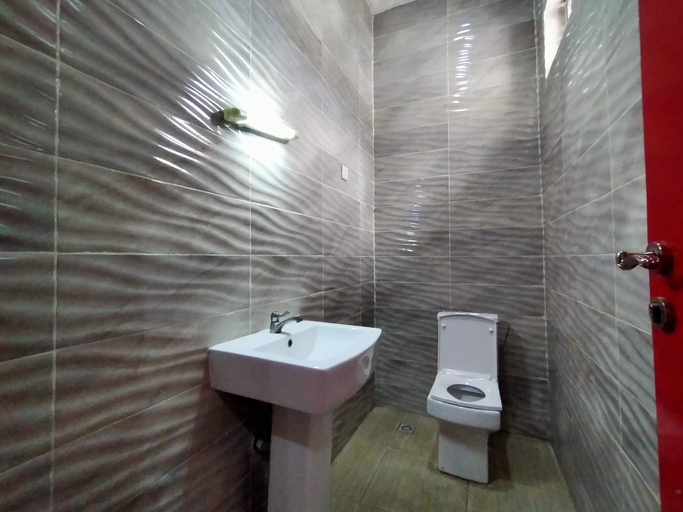 Bathroom 3, BoardWalk Hotel Wuse 2, AbujaMun