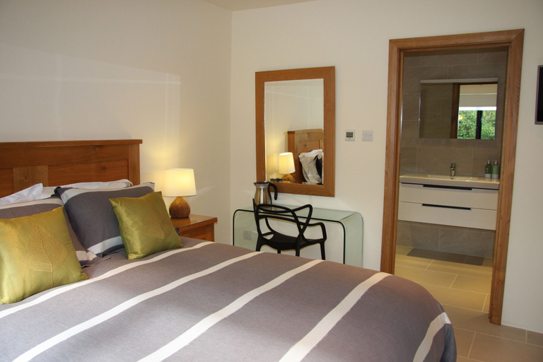 Bedroom 2, White Lodge B&B, East Sussex