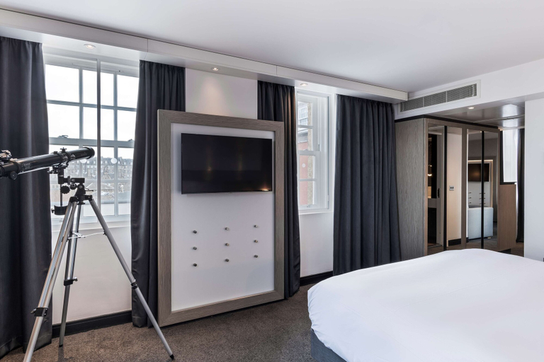 Bedroom 3, Radisson Blu Hotel, Edinburgh City Centre, Edinburgh