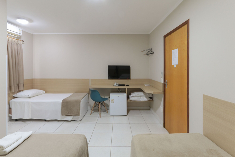 Bedroom 3, Hotel Copacabana, Piracicaba