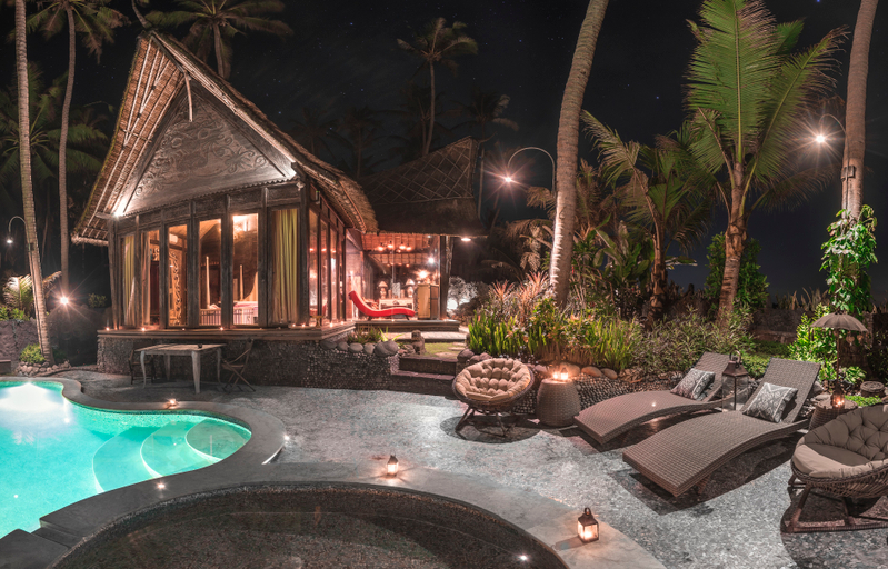 Sport & Beauty 2, Absolute Beachfront Romantic Villa Laut, Tabanan