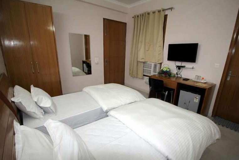 Bedroom 5, Tarang Residency, Gurgaon