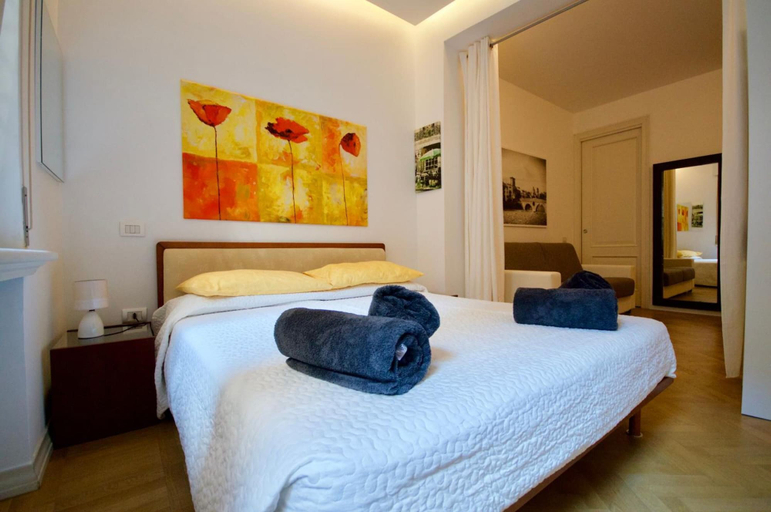 Bedroom 3, Room Verona Ai Duchi, Verona
