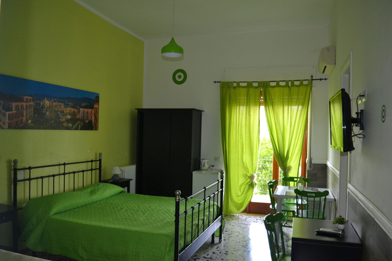 Bedroom 4, Sorrento Experience, Napoli