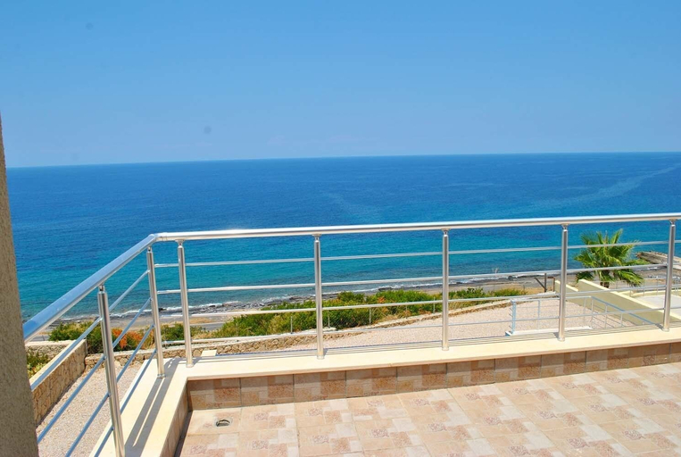 Others 4, Villa Blue Ocean by Amy Villa