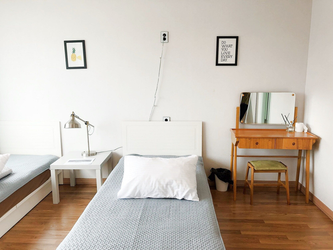 Bedroom 2, Flat B Hostel - Hostel, Haeundae
