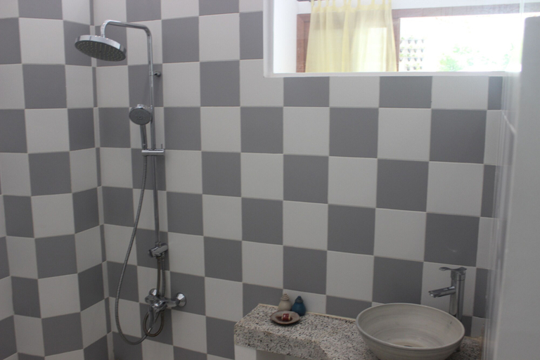 Bathroom 4, House Boutique Eco Hotel, Phnom Penh