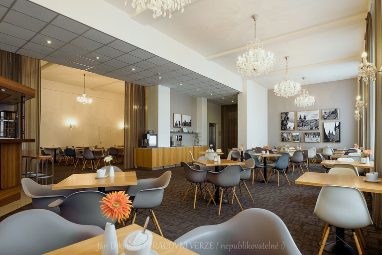 Food & Drinks 5, Central Hotel Prague, Praha 1