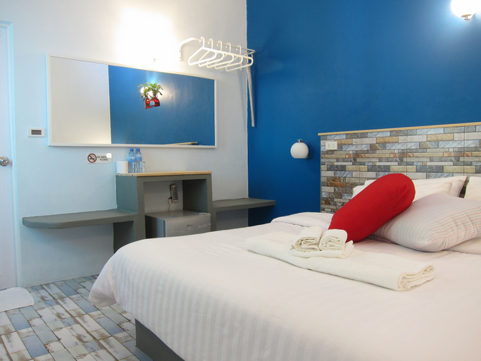 Bedroom 3, SeaLaVie Inn, North Ari Atoll