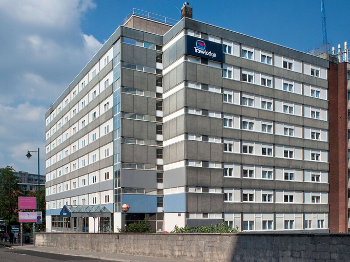 Exterior & Views 2, Travelodge Manchester Central, Manchester