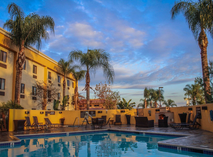 Sport & Beauty 2, Best Western Plus Arrowhead Hotel, San Bernardino