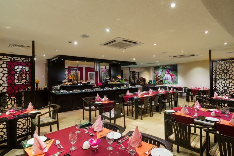 Food & Drinks 4, Al Wadi Hotel Sohar, Sohar