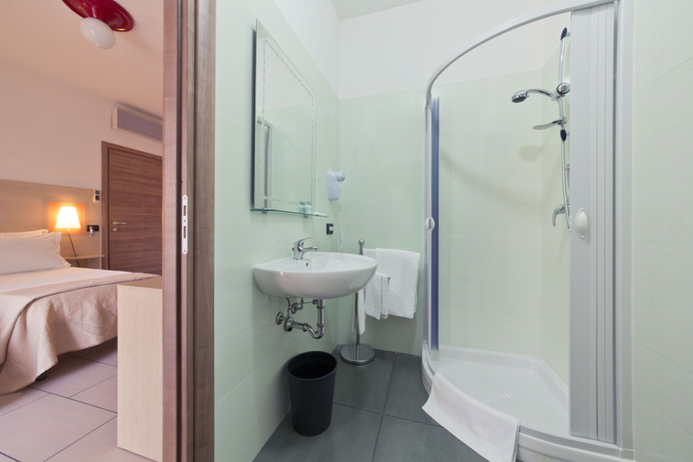 Bathroom 3, Longomare Residence Vacanze, Cosenza