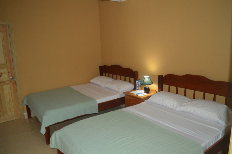 Bedroom 2, Ambergris Sunset Hotel