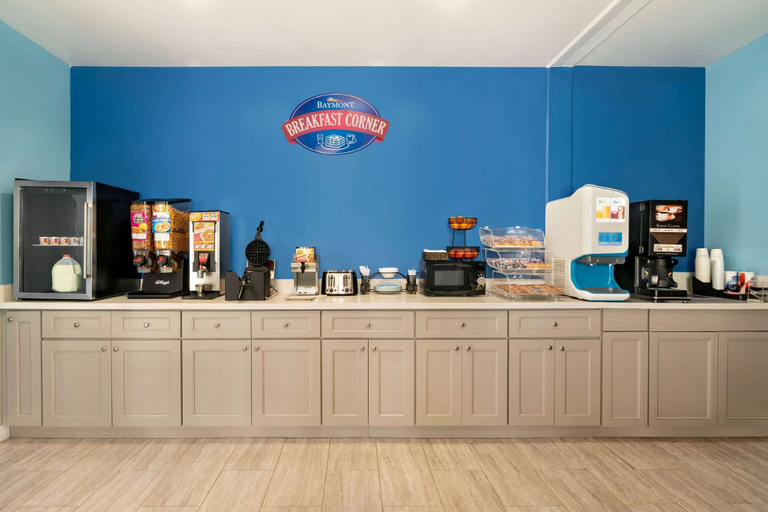 Food & Drinks 5, Baymont by Wyndham Kingwood, Houston