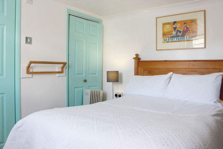Bedroom 3, Hudsons, Brighton and Hove