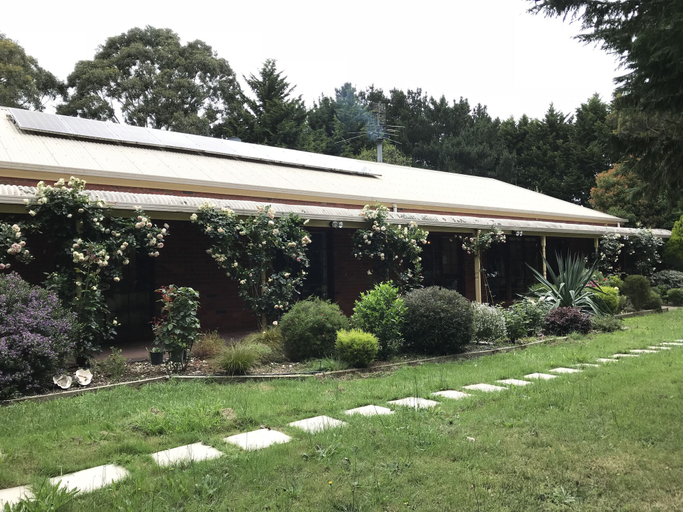 Exterior & Views 2, Helen's Homestead, Golden Plains - North-West
