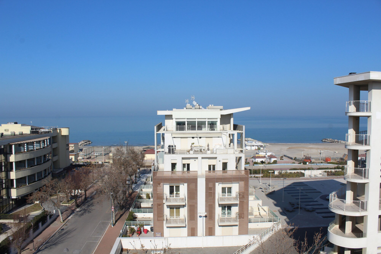 Others 5, Hotel Caesar, Rimini