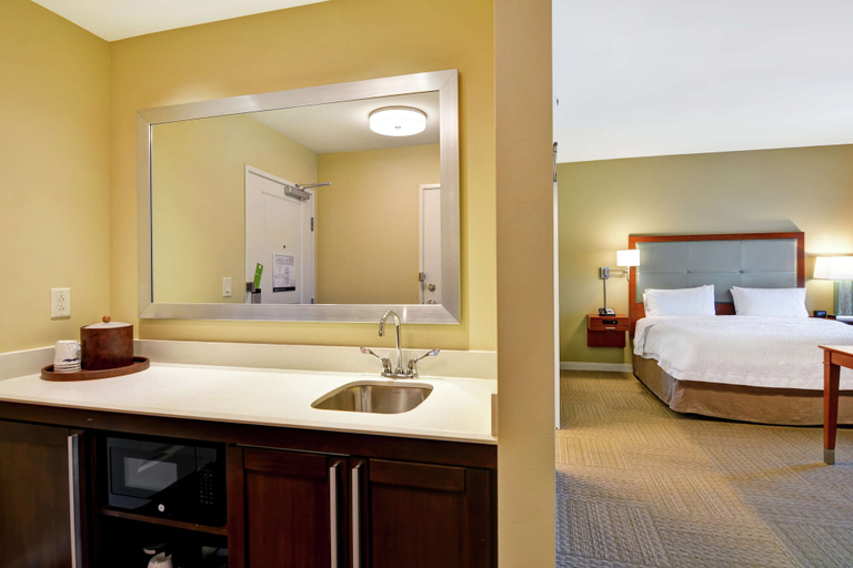 Bathroom 4, Hampton Inn & Suites Charleston Airport, Charleston