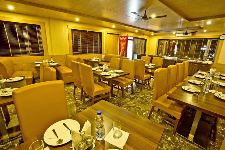 Food & Drinks 5, Quartz Himalayan Brothers, Kangra