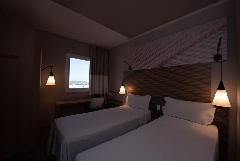 Bedroom 3, ibis Jacarei, Jacareí