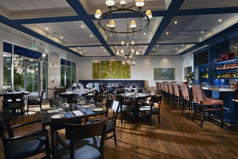 Food & Drinks 5, Trianon Bonita Bay, Lee