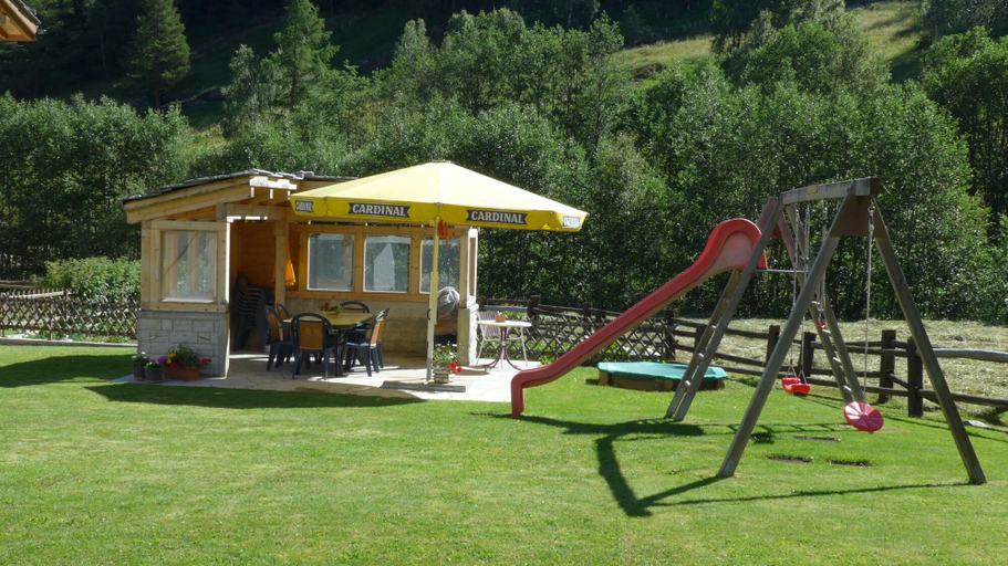 Children's play area - outdoor 5, Haus Amici, Saas-Grund, Visp