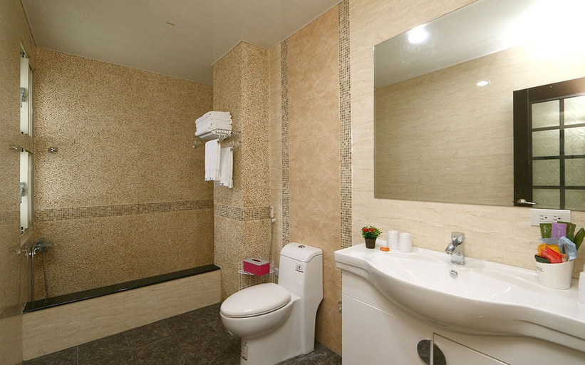 Bathroom 4, Langkawi Garden B&B, Yilan