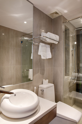 Bathroom 4, Fanta Suite Villa, Da Nang