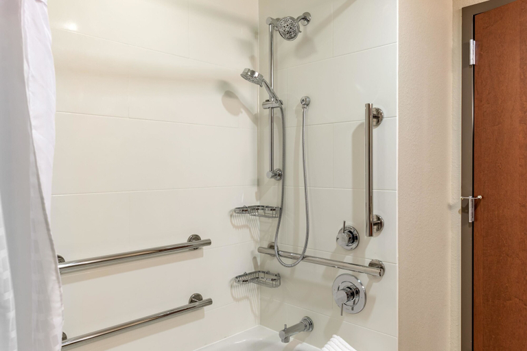 Bathroom 4, Comfort Inn & Suites Boise Airport, Ada