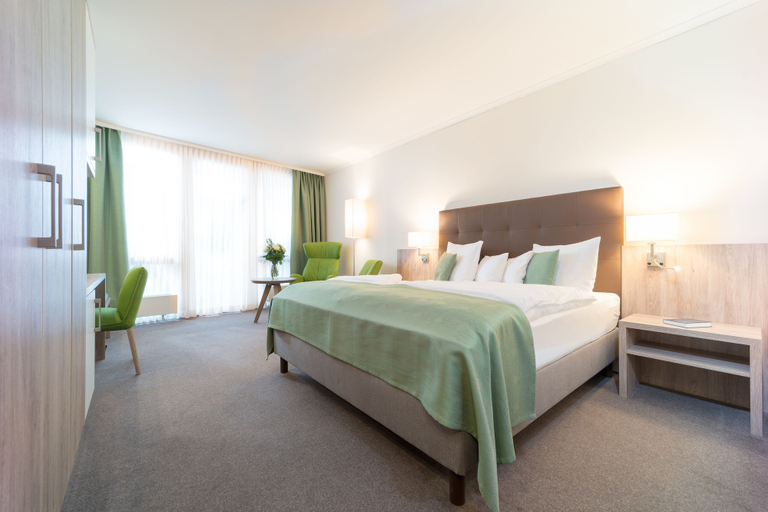 Bedroom 3, Siebenquell GesundZeitResort, Wunsiedel im Fichtelgebirge