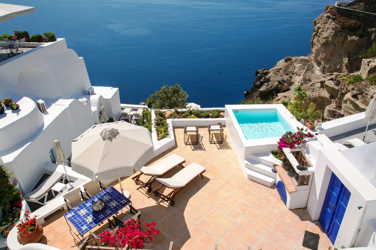 Ifestio Villas, South Aegean