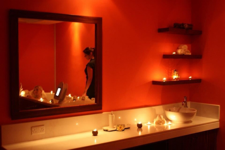 Bathroom 5, Blue Lagoon Kosher Hotel