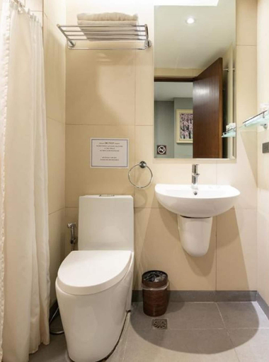 Bathroom 4, Solace Hote, Makati City