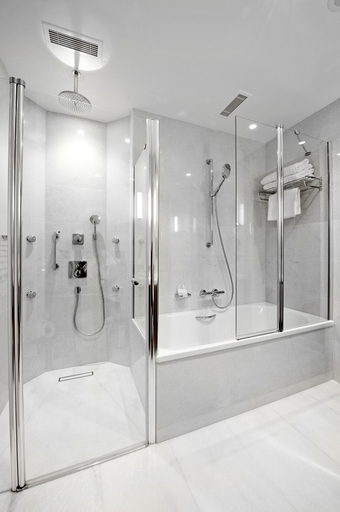 Bathroom 5, Crowne Plaza BURSA by IHG, Nilüfer