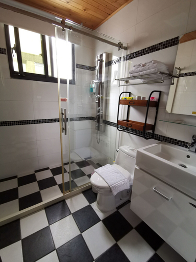 Bathroom 3, Hui Lan Lohas B&B, Hualien