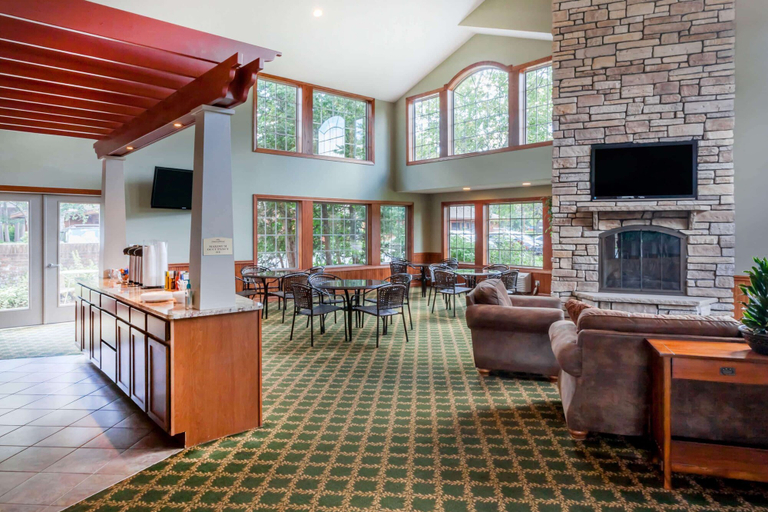 Others 5, Howard Johnson by Wyndham Traverse City, Grand Traverse